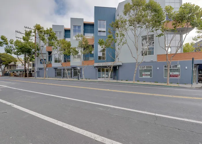 Cozy Emeryville Studio, Near Beaches & Parks!